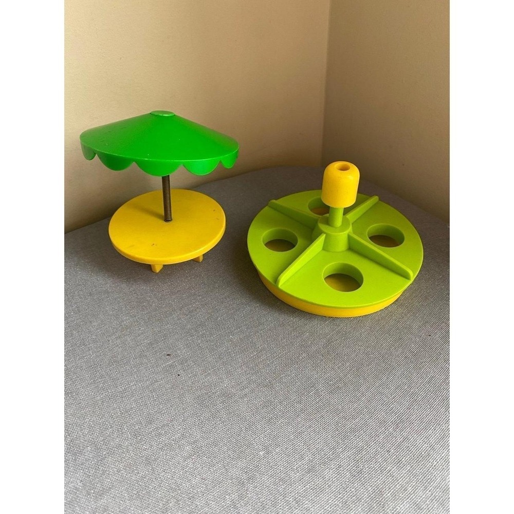 Fisher Price Little Umbrella Patio Table Playground Merry Go Around Vtg s51